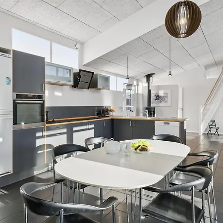 Feriehus Bjerne - 200m From The Sea By Interhome Rødvig